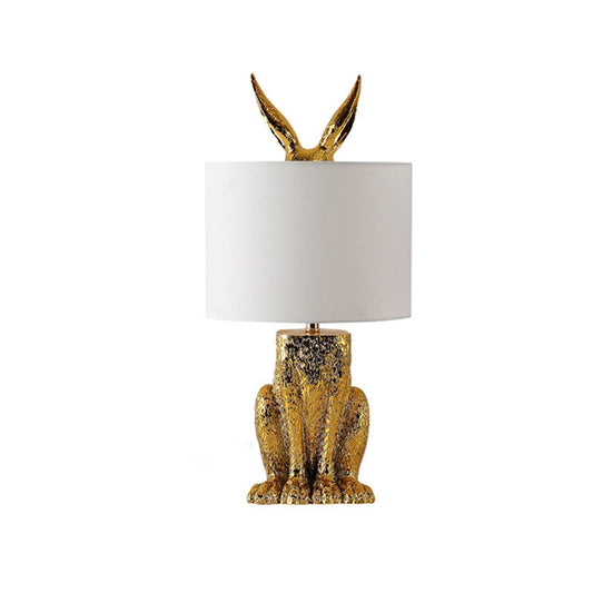 Rabbit table lamp