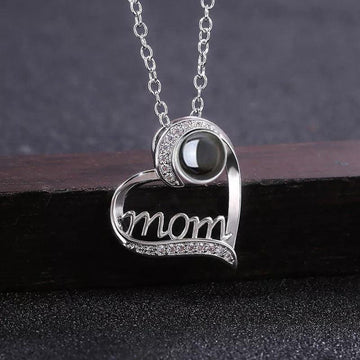 Personalised MOM Heart Projection Necklace - LOX VAULT